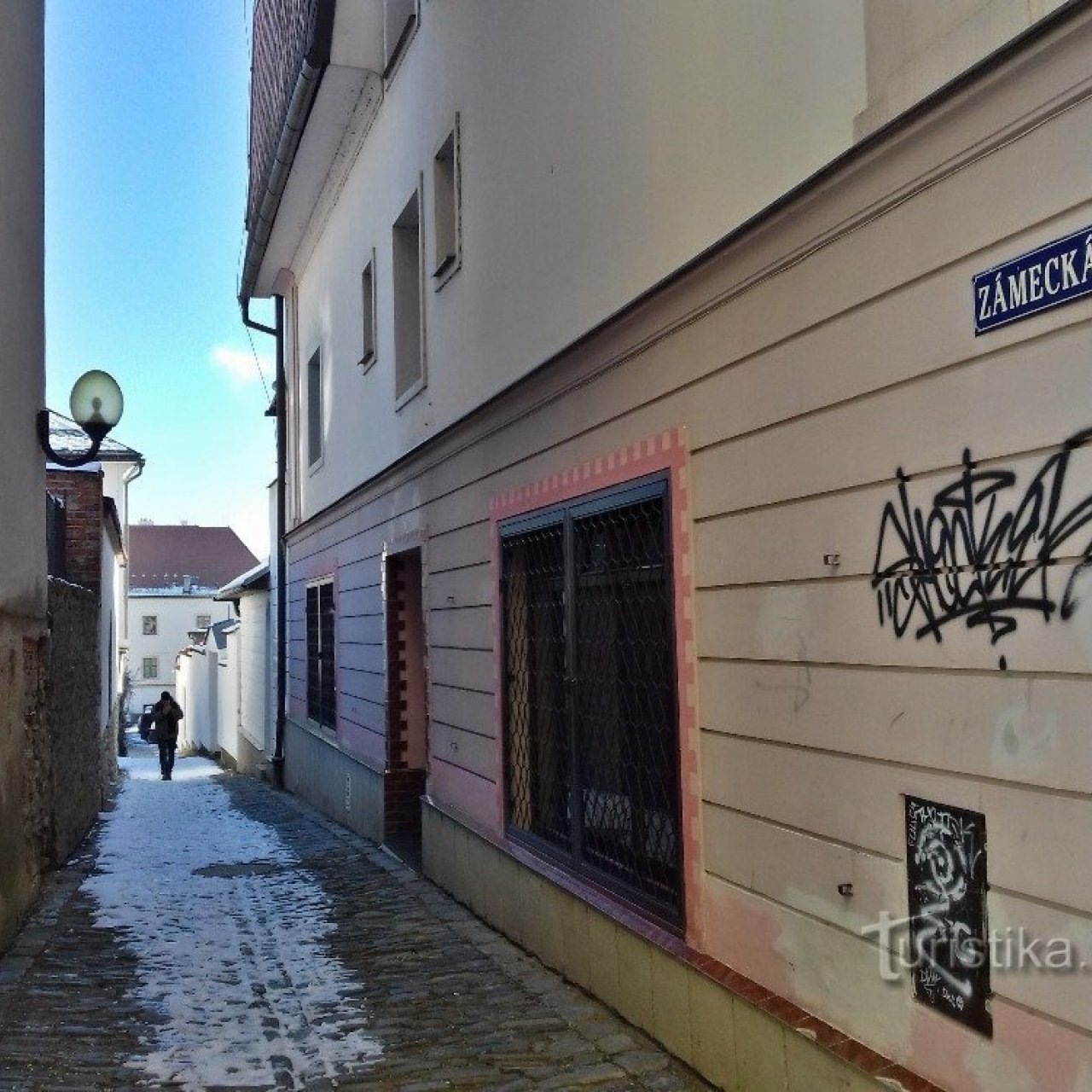 Šumperk – Zámecká ulička, nejužší ulice ve městě