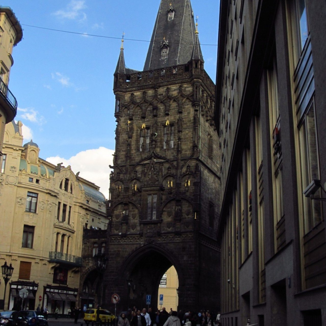 Prašná brána Praze