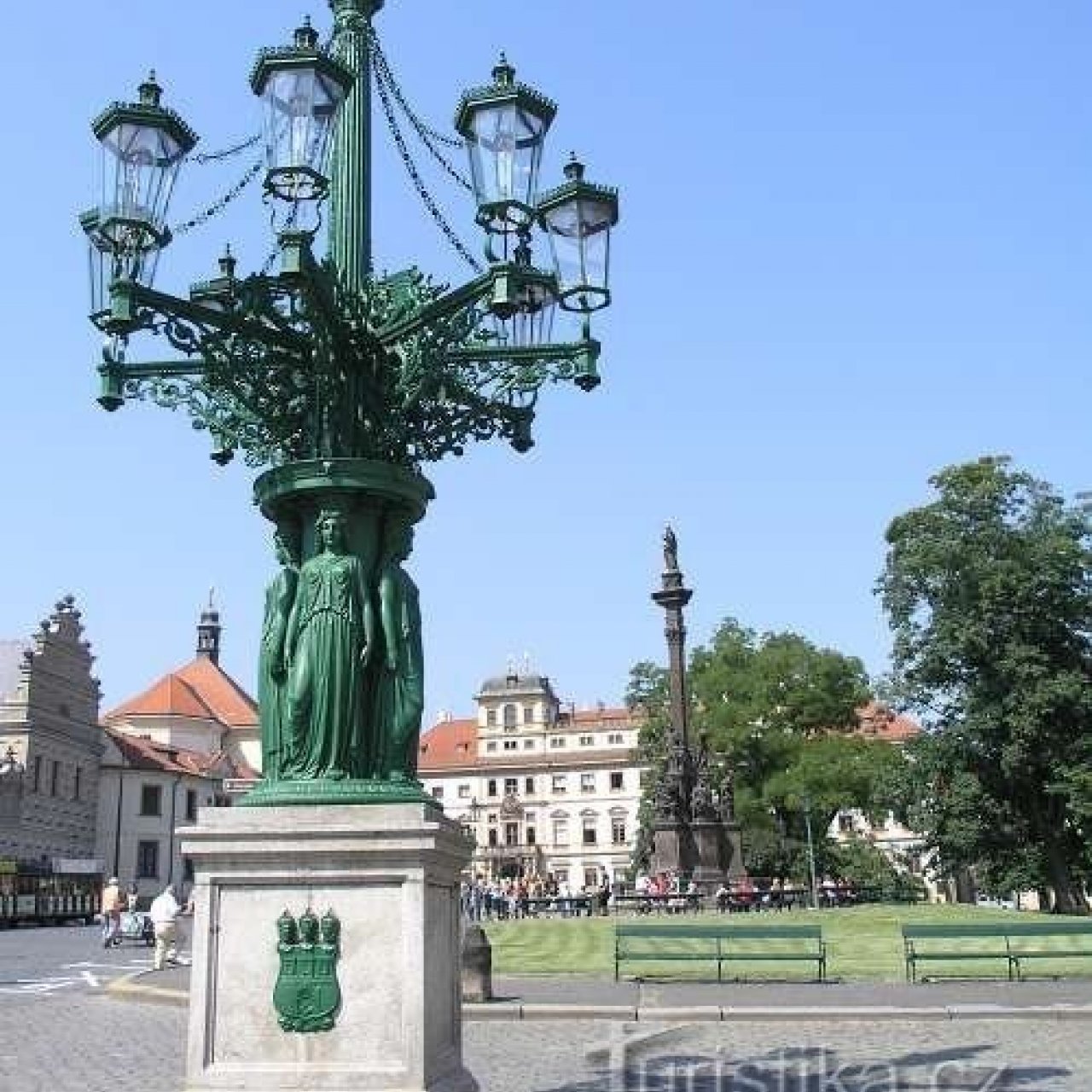Praha, Hradčany - kandelábr na Hradčanském náměstí