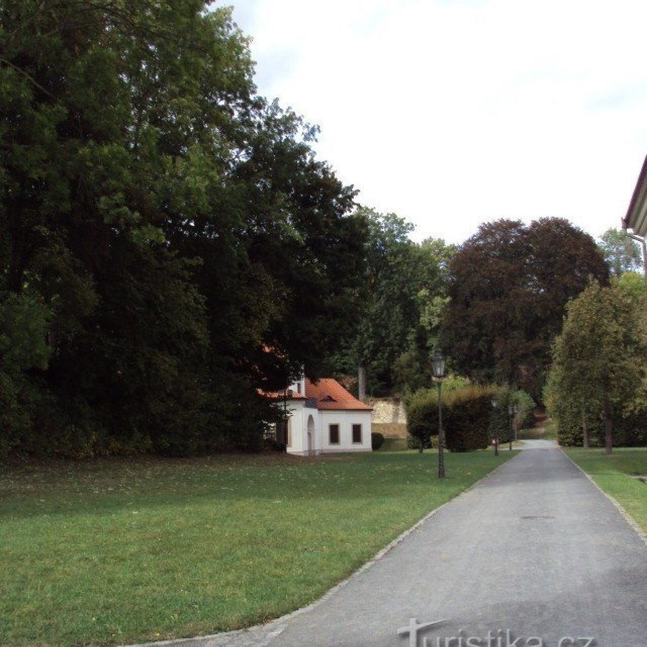 Břevnovský klášter - první mužský klášter v Čechách