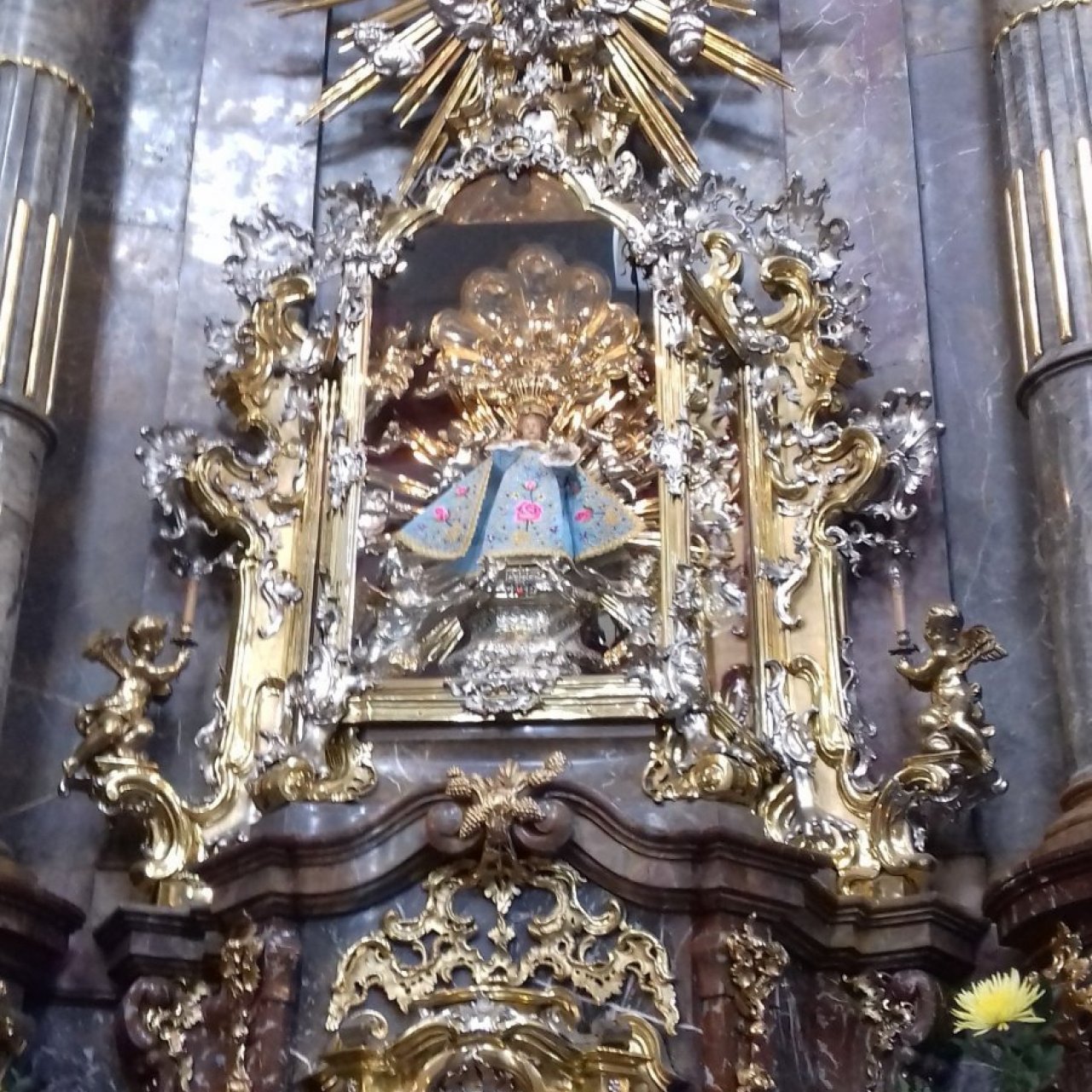 Praha - kostol Panny Marie Vítězné a Pražské Jezulátko