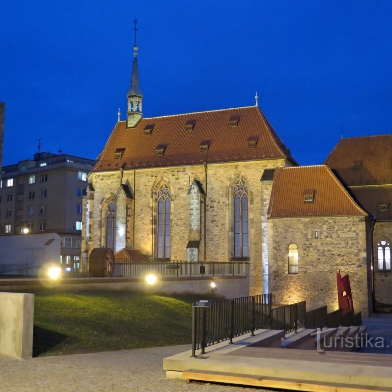 Praha (Staré Město) - kostely v Anežském klášteře (František a Salvátor)