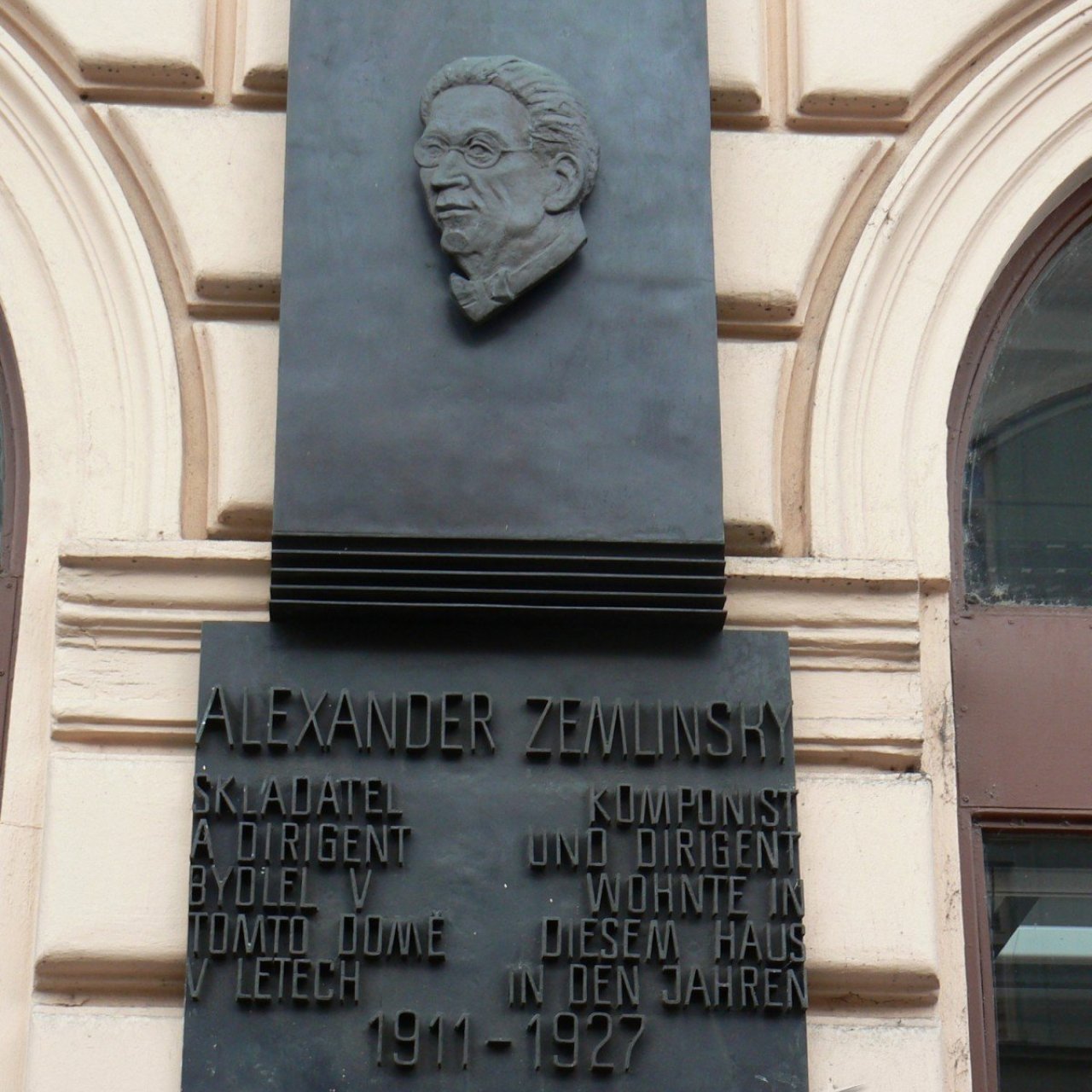 Praha 1 - Havlíčkova 11 - pamětní deska Alexander Zemlinsky