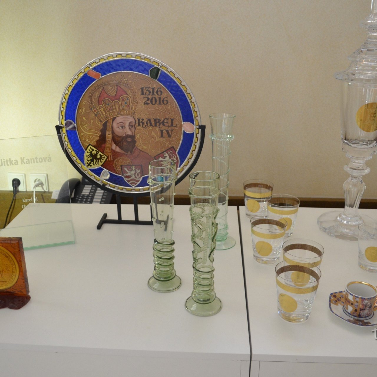 Praha - výstava skla a sklenenej bižutérie v Toskanskom paláci