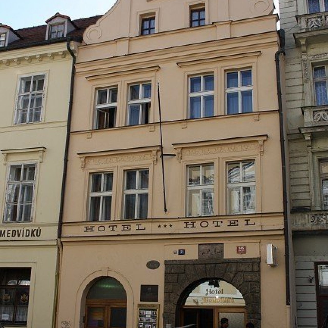 Praha, Staré Město - dům U Dvou černých medvědů