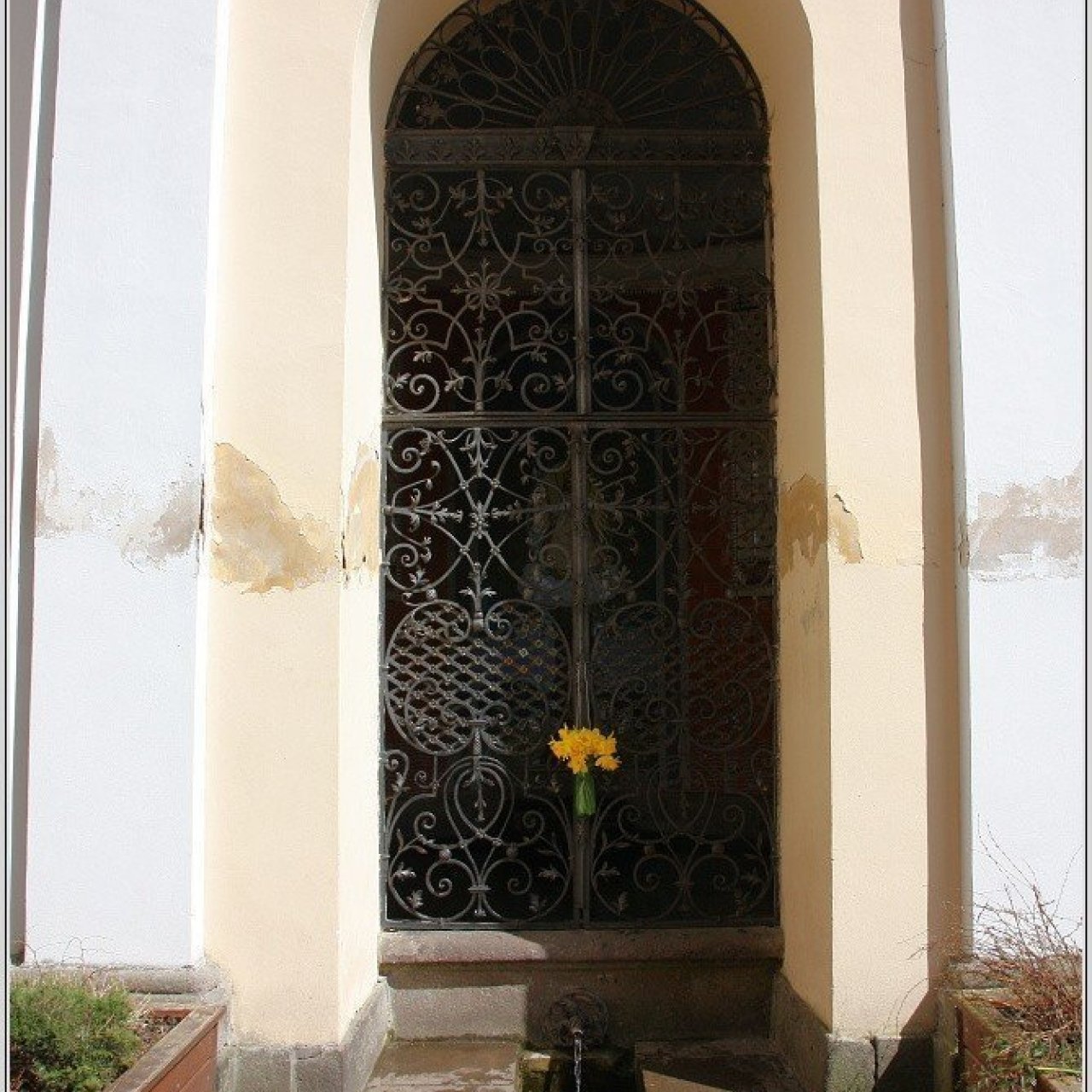 Malé Svatoňovice – studánka a kaple