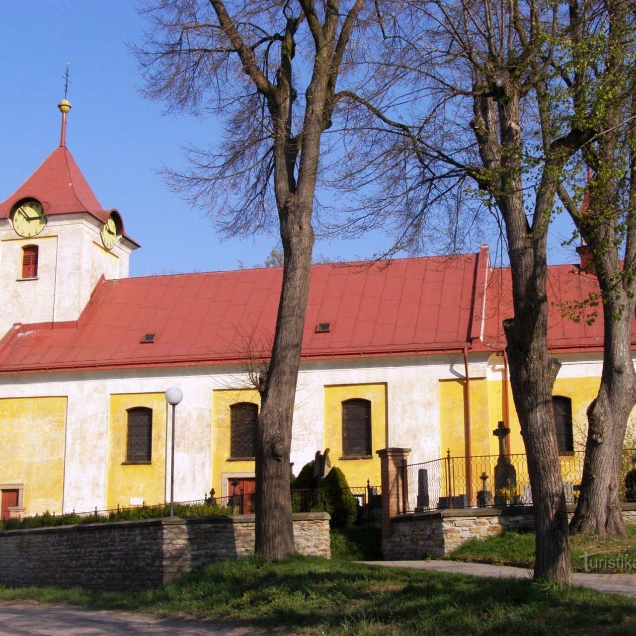 Velká Jesenice - kostel Nanebevzetí Panny Marie